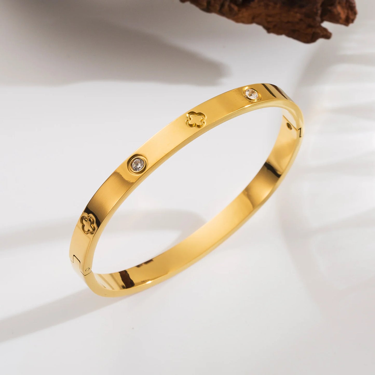 18K Gold Plated Clover & Stone Stainless Steel Bangle Bracelet
