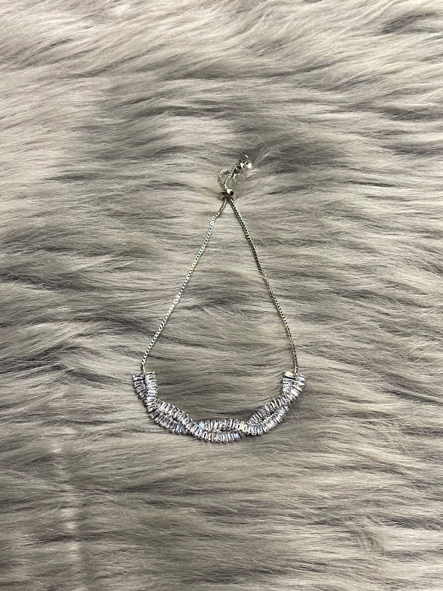 Aria Twisted Zircon Adjustable Bracelet