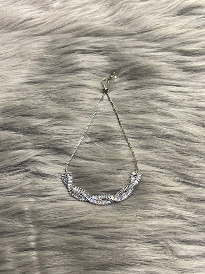 Aria Twisted Zircon Adjustable Bracelet