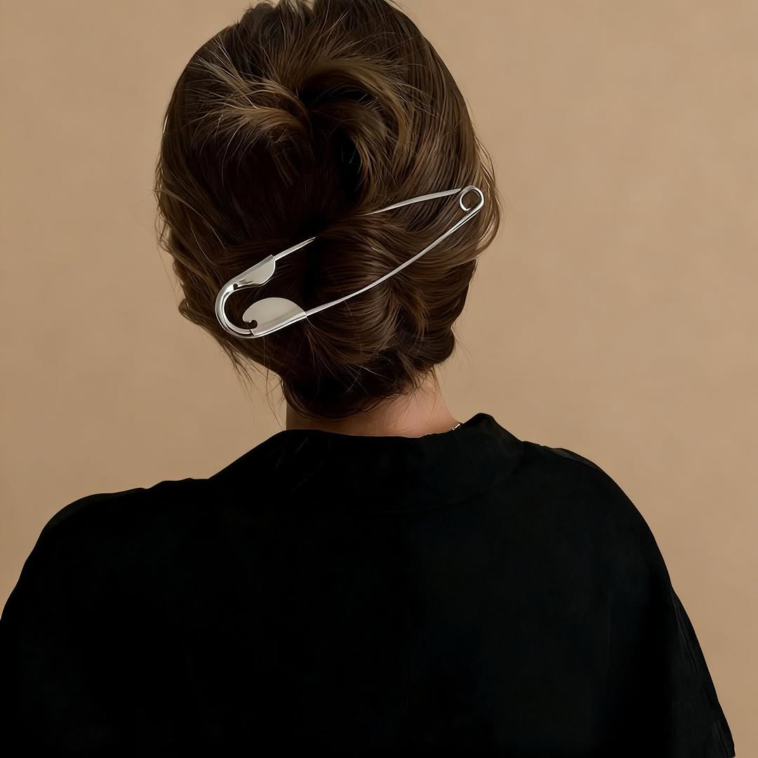 Large Metal Safety Pin Hair Clip – Minimalist Oversized Safety Pin Hairpin & Aesthetic Hair Accessory