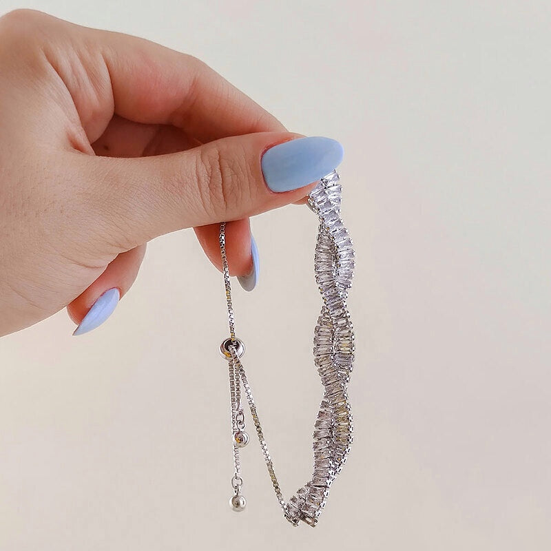 Aria Twisted Zircon Adjustable Bracelet
