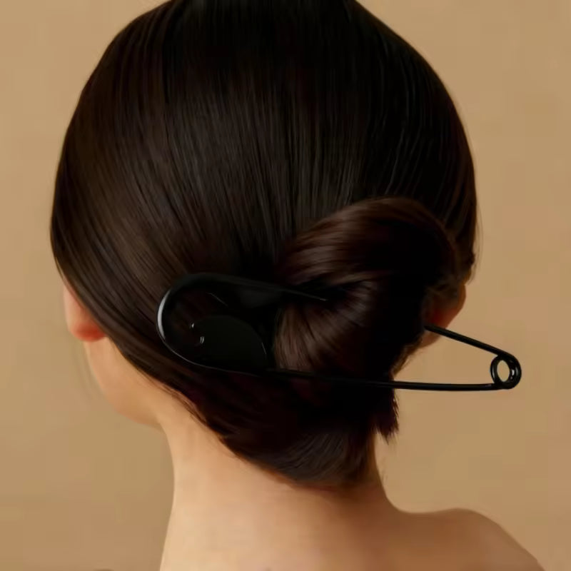 Large Metal Safety Pin Hair Clip – Minimalist Oversized Safety Pin Hairpin & Aesthetic Hair Accessory