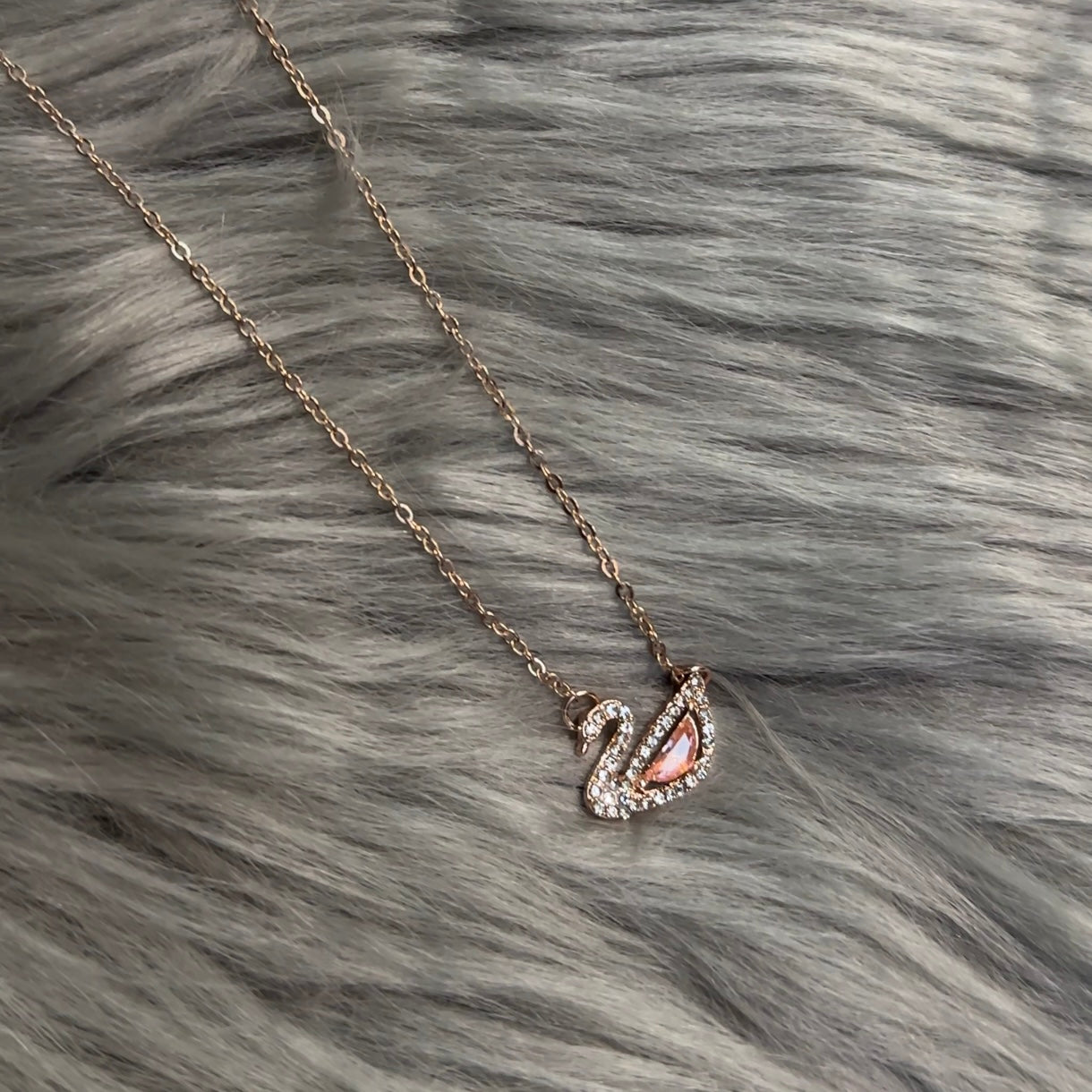 Pink Zirconia Dazzling Swan Necklace